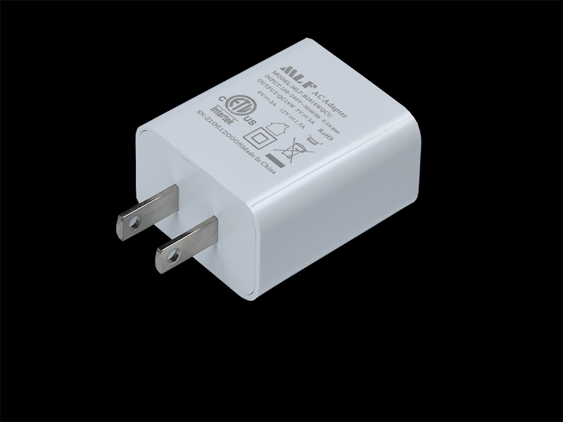 B28 QC18W 美規單USB 充電器