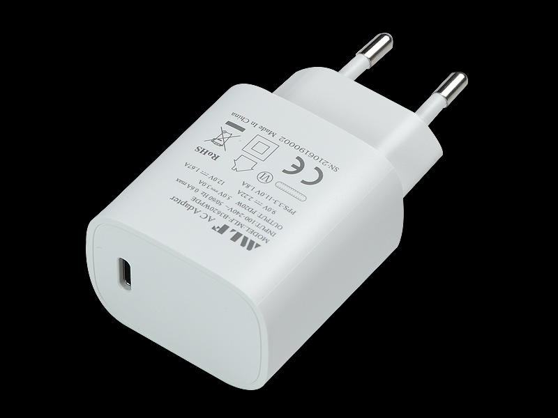 B36 PD20W 歐規充電器