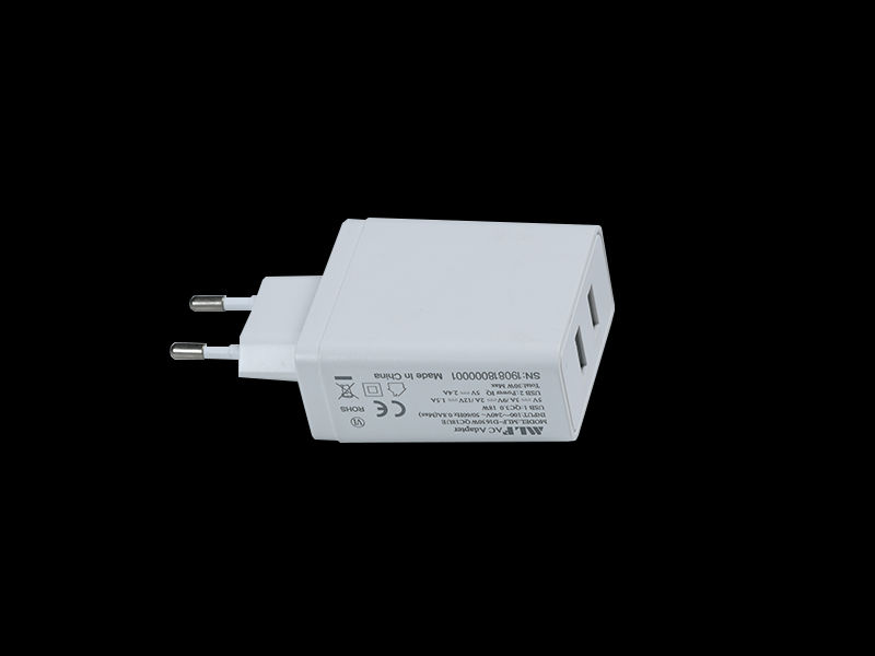 D16 QC18W歐規充電器