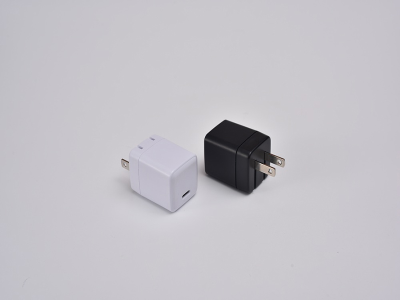 B46 GaN30W PD20W充電器