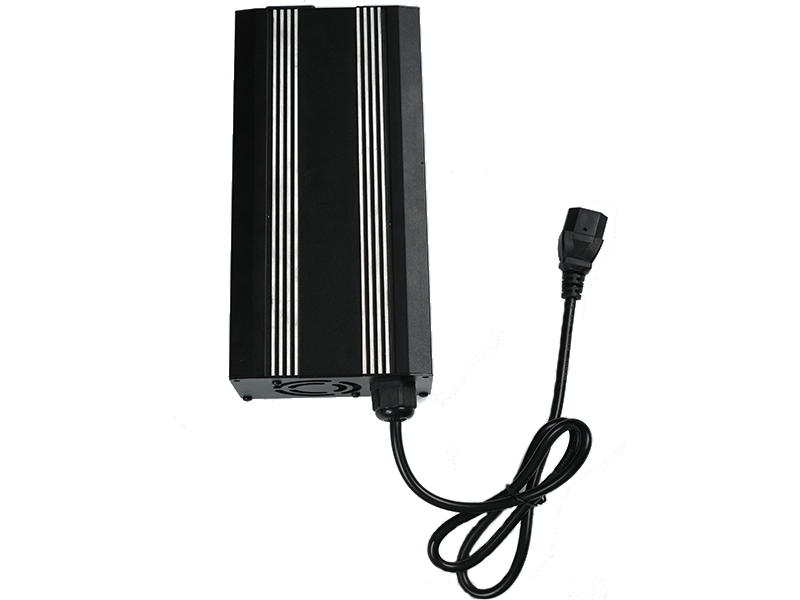 充電器 充電器